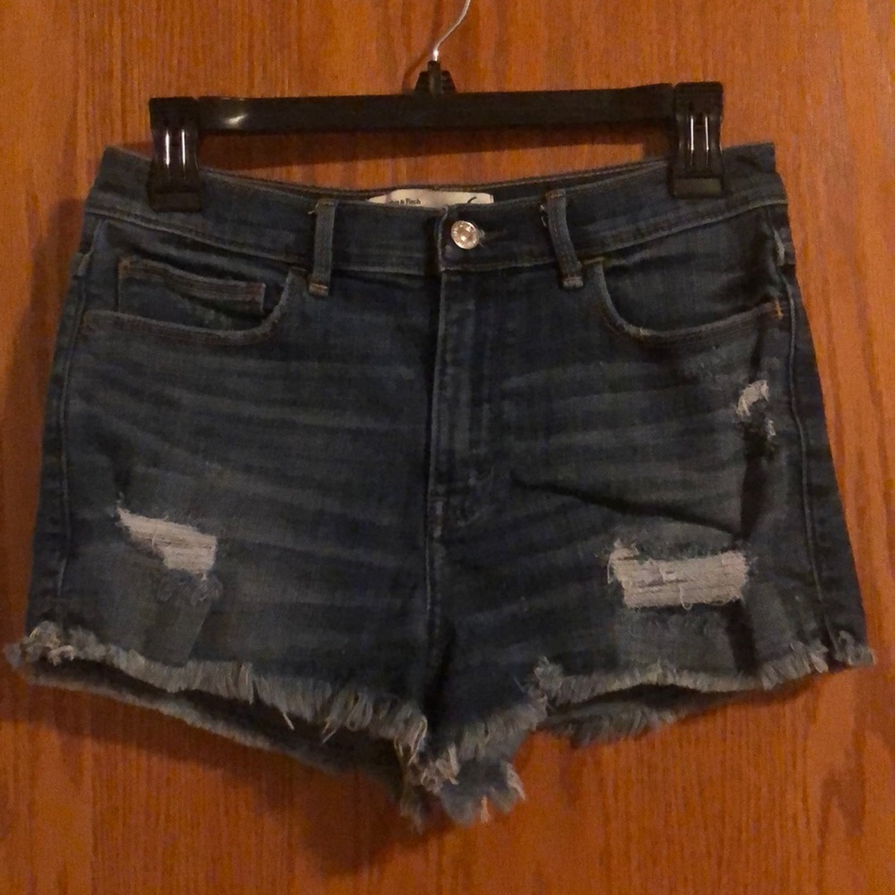 Abercrombie & Fitch high rise shorts